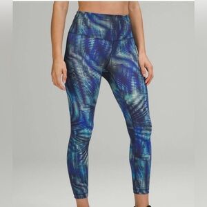 Lululemon wunder train leggings 25” crop size 4 in blue multi color